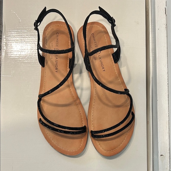 Chinese Laundry Black and Tan Strappy Sandals - Picture 3 of 4